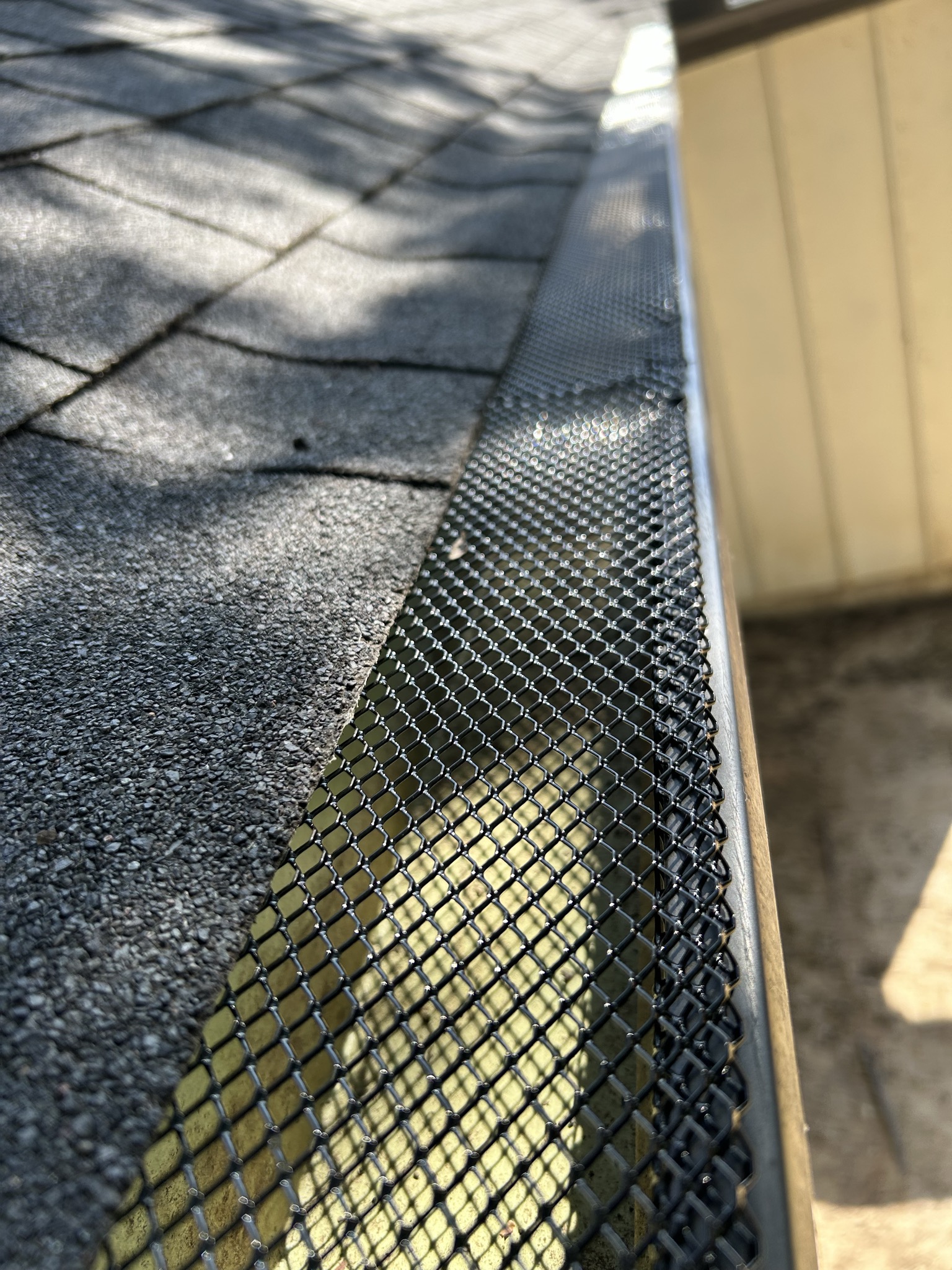Micro-mesh gutter guards installed in Burleson, TX